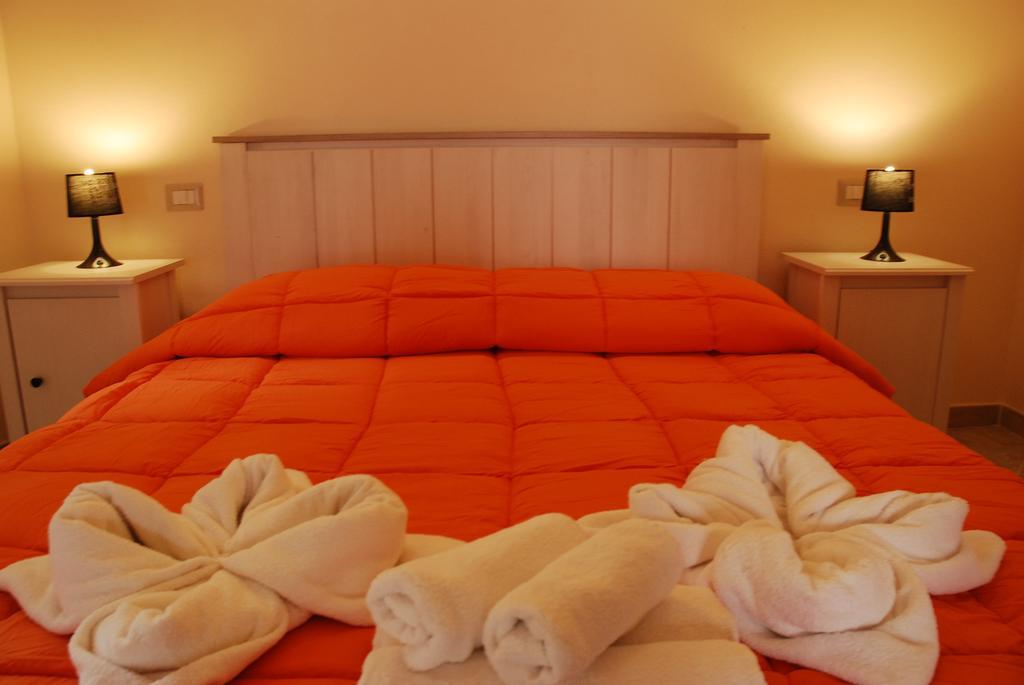 Alba Sarda Residence Iglesias Bagian luar foto